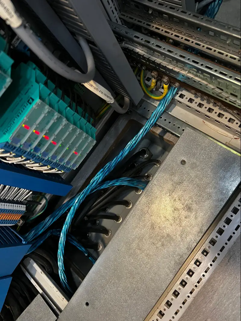Marshalling cabinet wiring